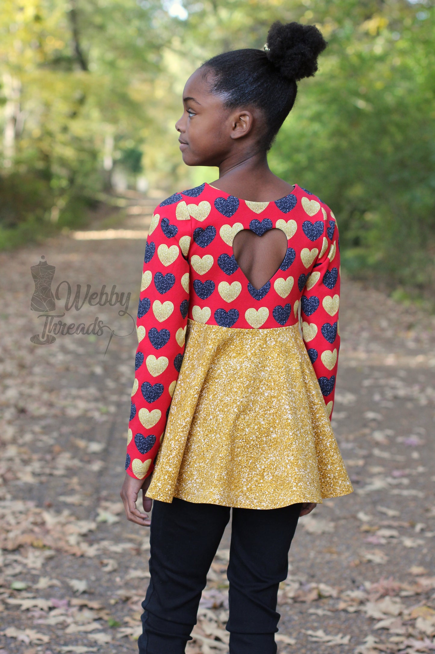 Black& Gold Glitter Hearts - Red background